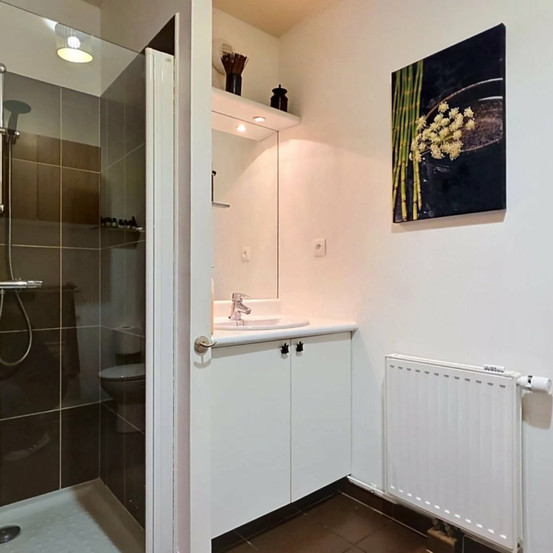 Appartement T2 moderne – 50 m² – Montreuil – Dernier étage avec loggia