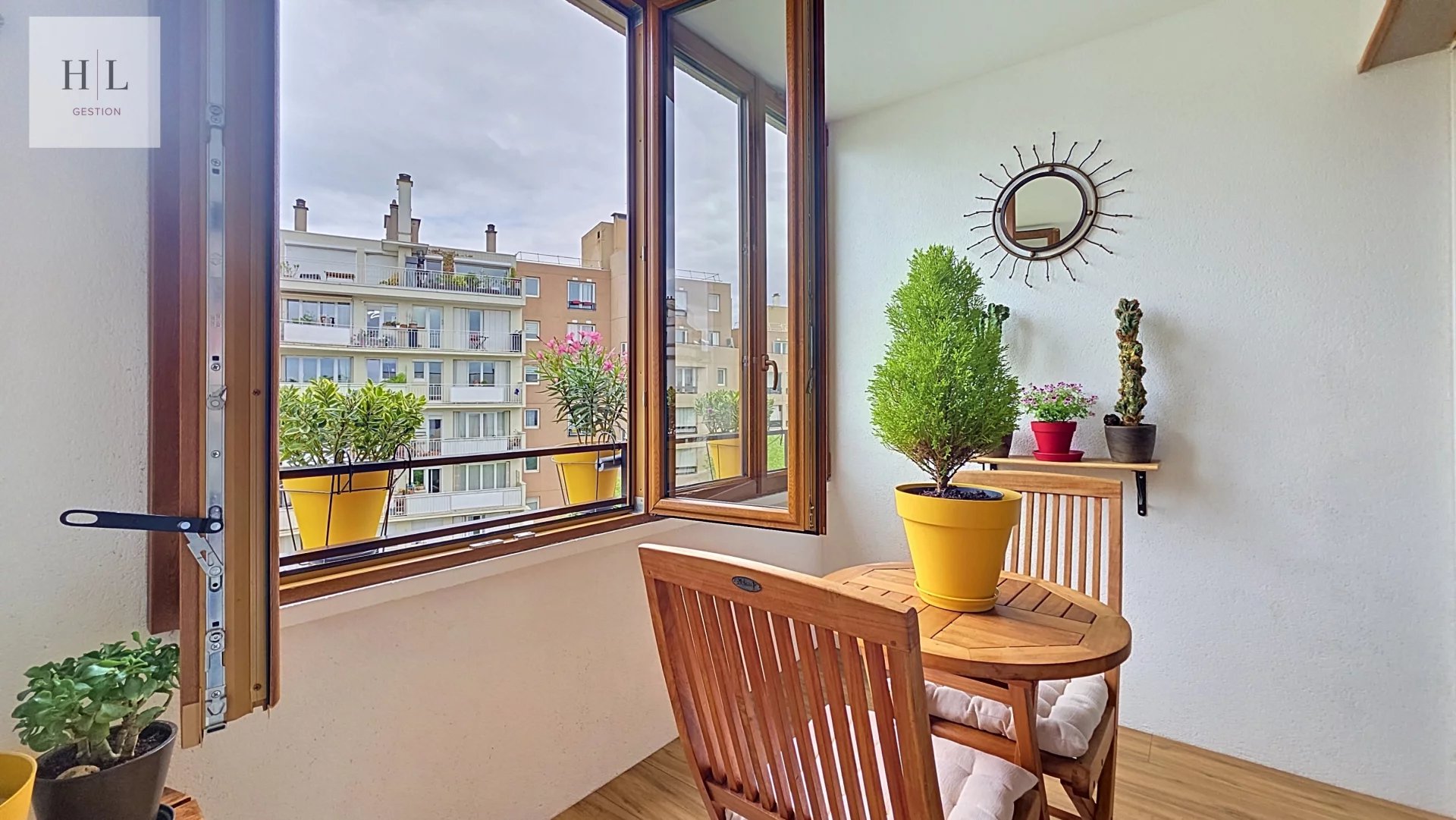 Appartement T2 moderne – 50 m² – Montreuil – Dernier étage avec loggia