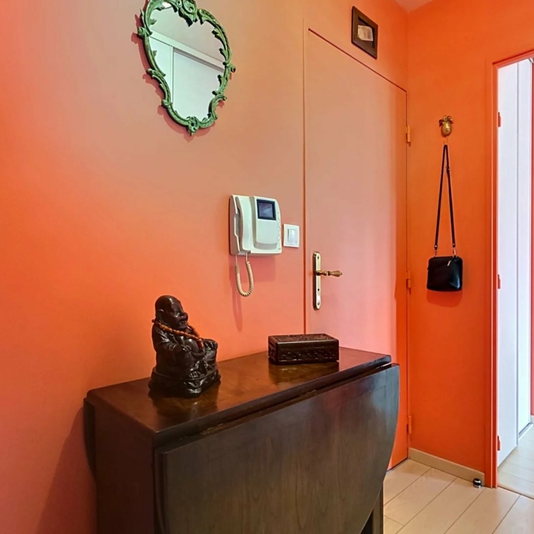 Appartement T2 moderne – 50 m² – Montreuil – Dernier étage avec loggia