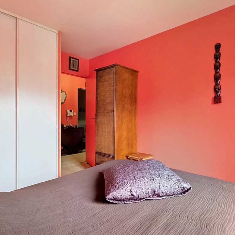 Appartement T2 moderne – 50 m² – Montreuil – Dernier étage avec loggia