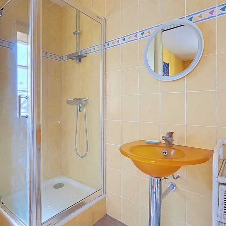 Appartement T3 de 115m² aux beaux volumes à Montreuil