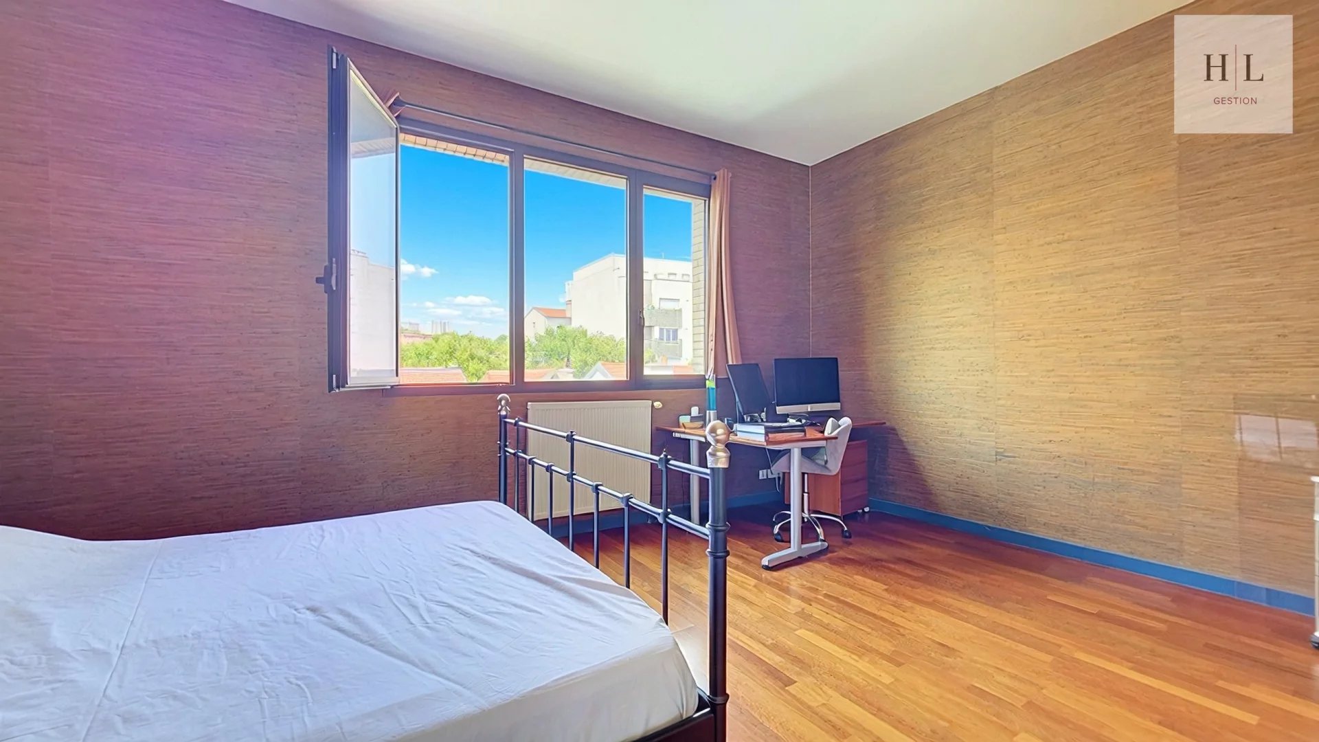 Appartement T3 de 115m² aux beaux volumes à Montreuil