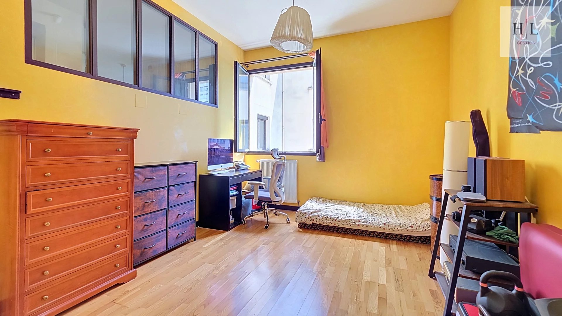 Appartement T3 de 115m² aux beaux volumes à Montreuil